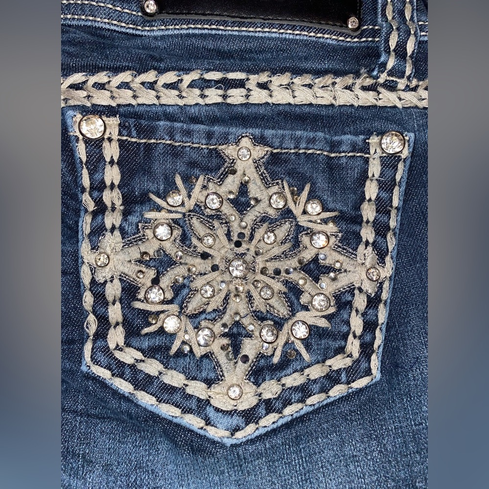 LA Idol Jeans - Picture 2 of 5
